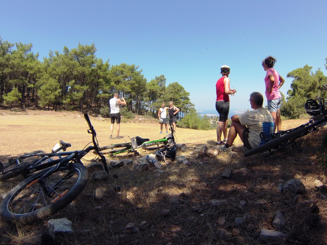 rhodes_roads_forest_bike_tour_01