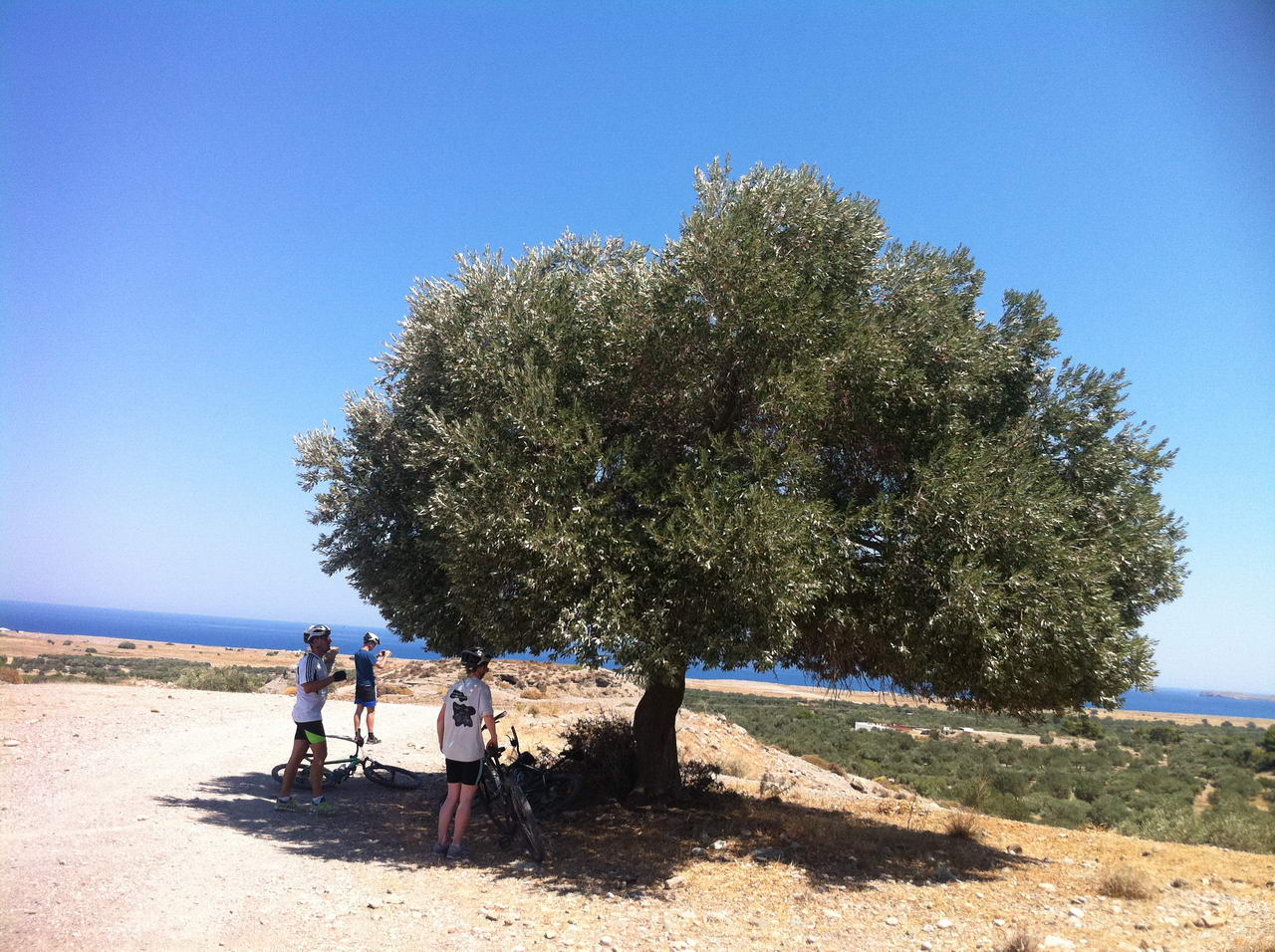 rhodes_roads_red_water_bike_tour_01