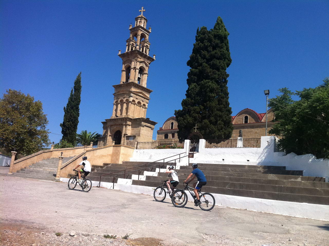 rhodes_roads_red_water_bike_tour_07